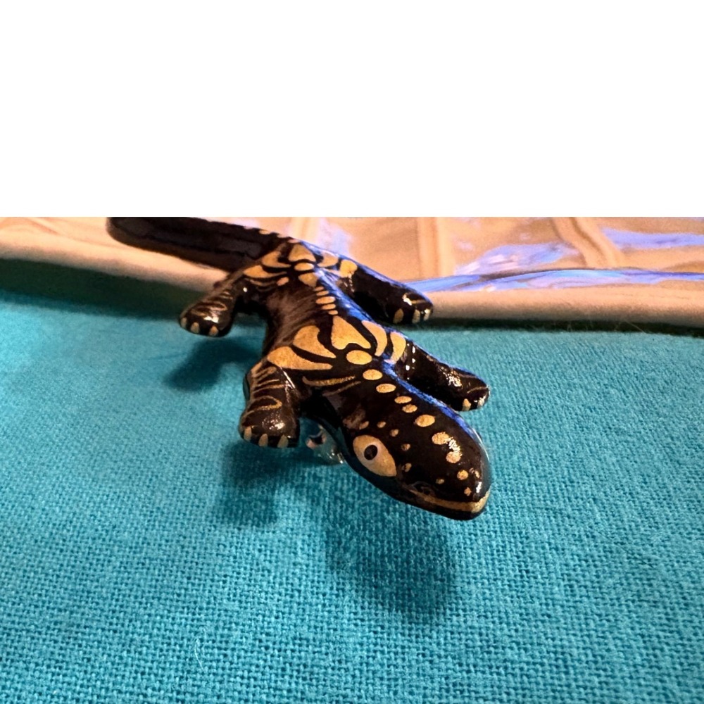 Vintage Hand Painted Lizard Brooch Pin & Earring Set - Folk Art Gecko Jewelry - Picture 8 of 9